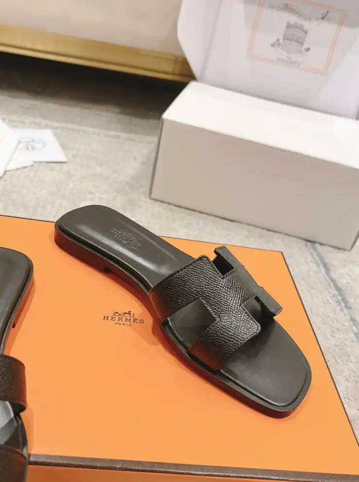 hype Hermes Slippers