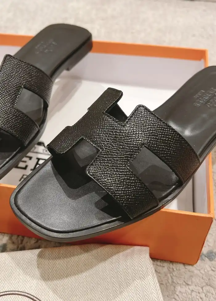 hype Hermes Slippers