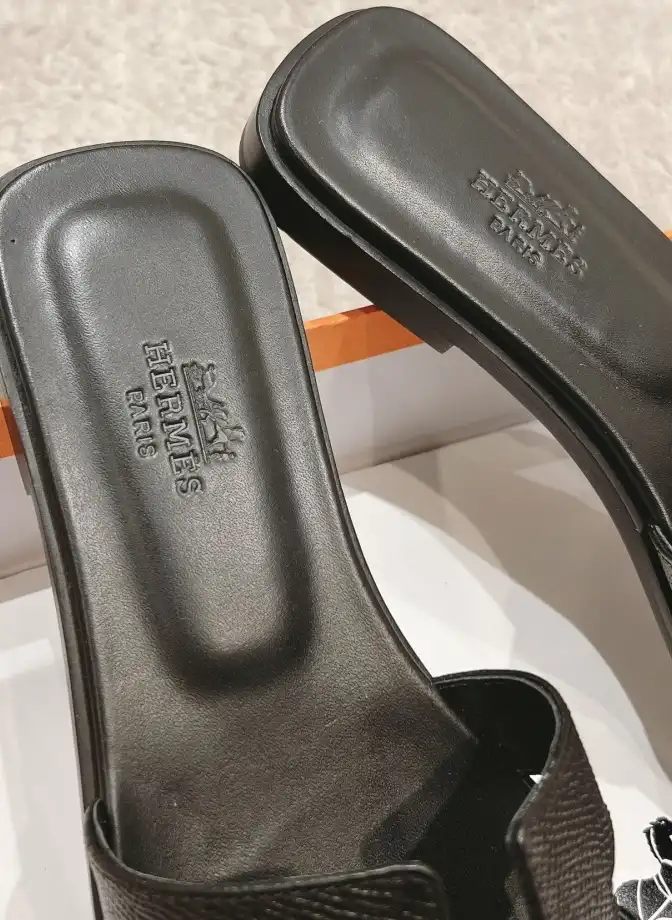 hype Hermes Slippers