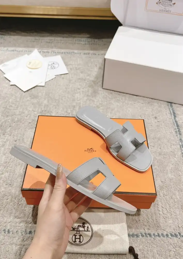 hype Hermes Slippers