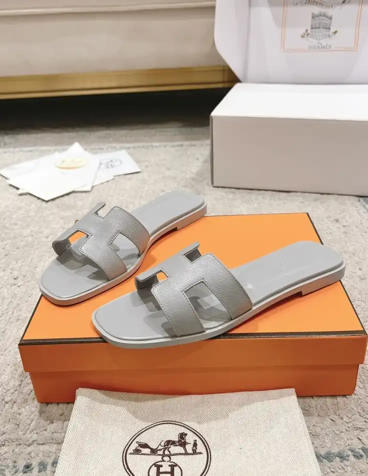 hype Hermes Slippers