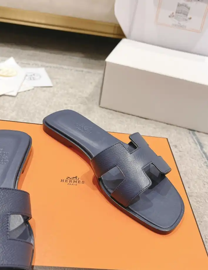 hype Hermes Slippers