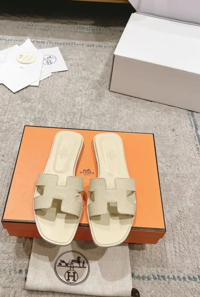 hype Hermes Slippers