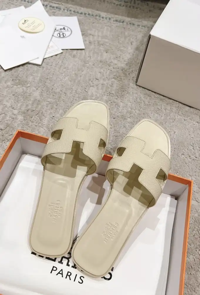 hype Hermes Slippers