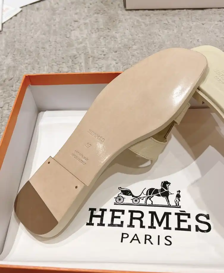 hype Hermes Slippers