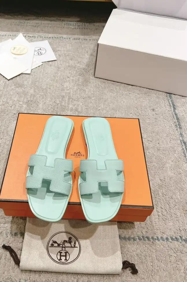 hype Hermes Slippers