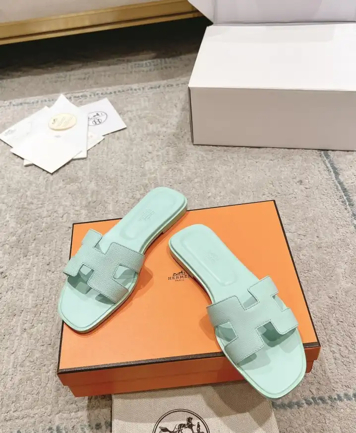 hype Hermes Slippers