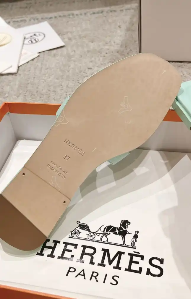 hype Hermes Slippers