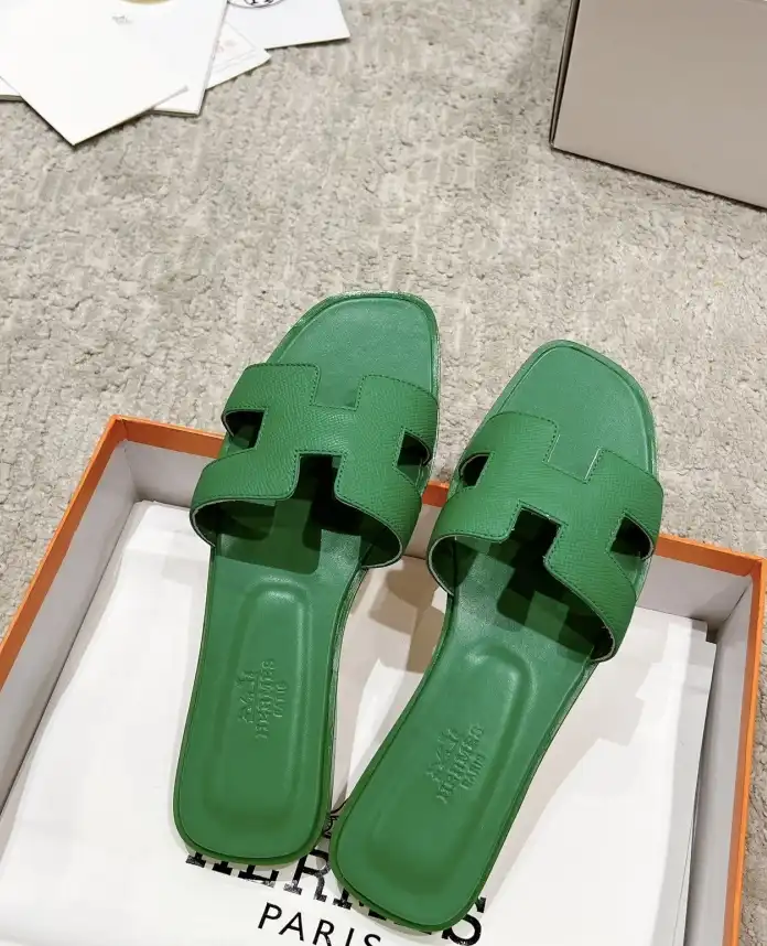 hype Hermes Slippers