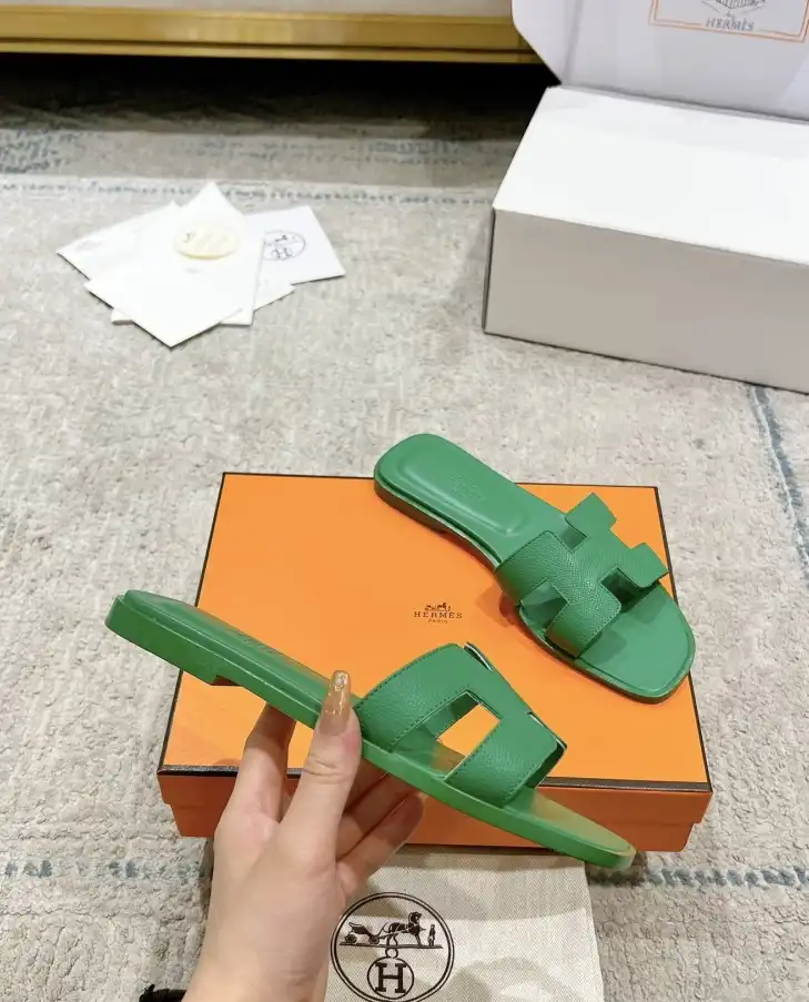 hype Hermes Slippers