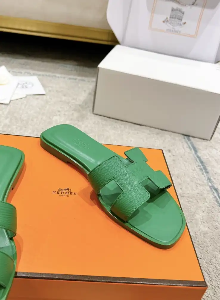 hype Hermes Slippers