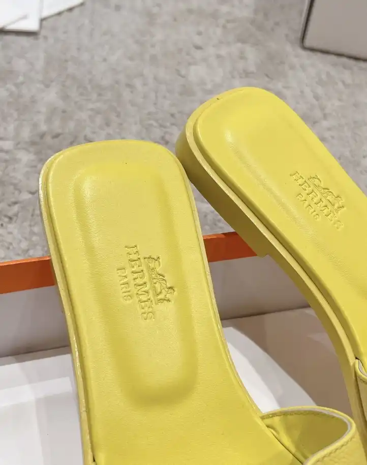 hype Hermes Slippers