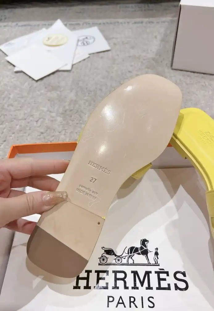 hype Hermes Slippers