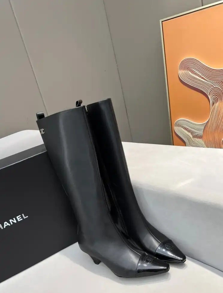 hype Chanel Boots