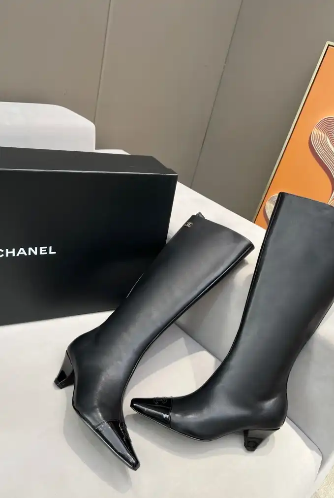 hype Chanel Boots