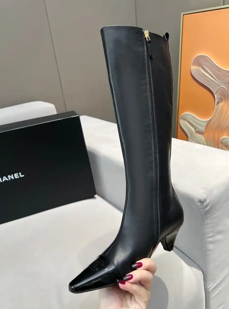 hype Chanel Boots