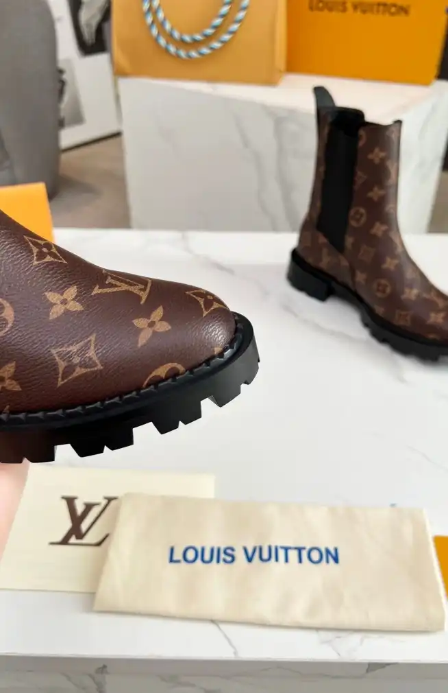 hype LV Boots