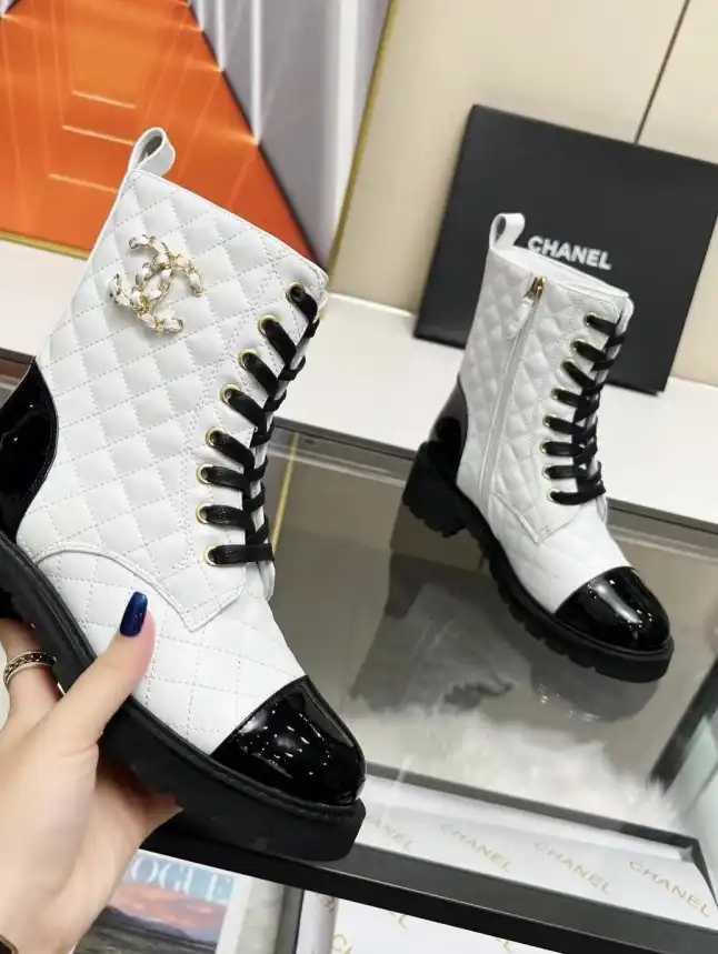 hype Chanel Boots