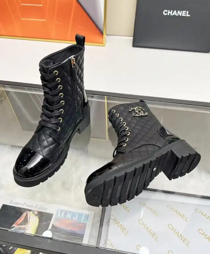 hype Chanel Boots