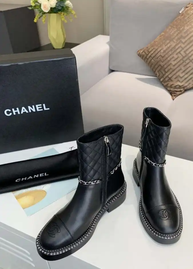 hype Chanel Boots