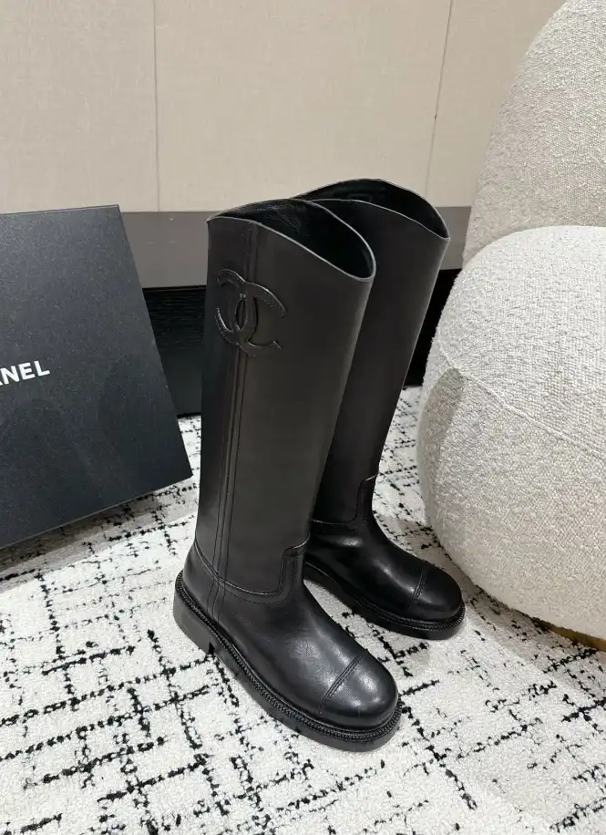 hype Chanel Boots