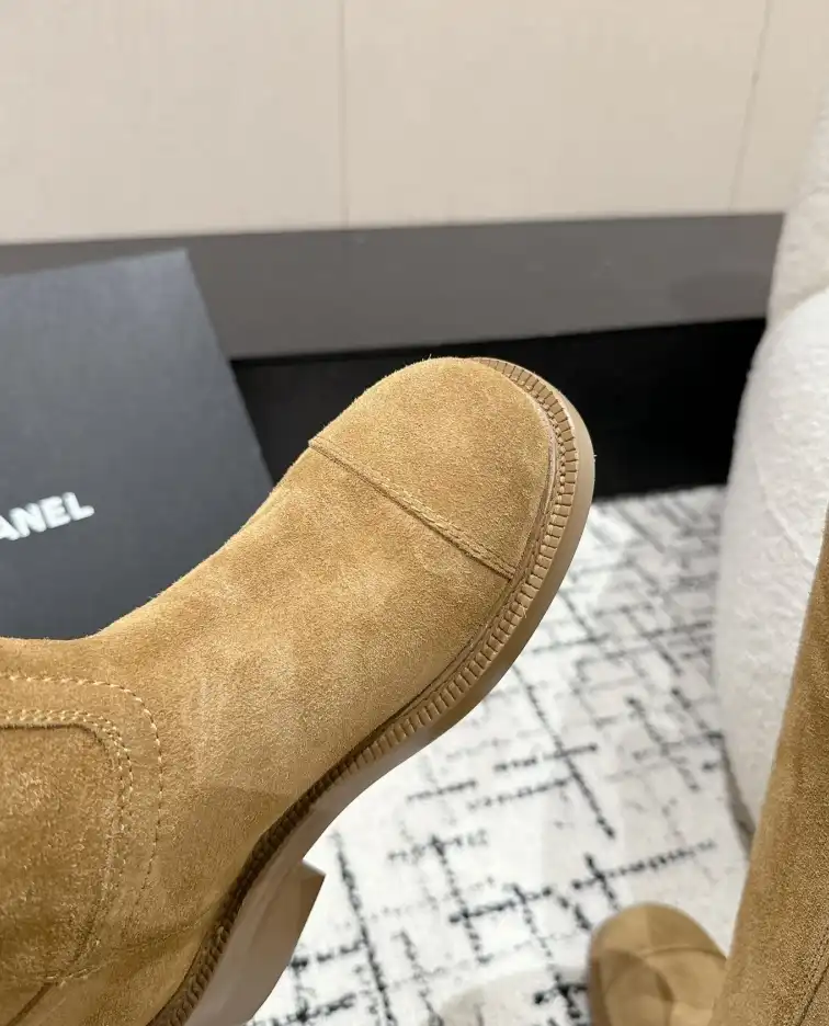 hype Chanel Boots