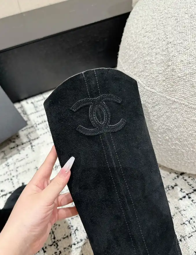 hype Chanel Boots