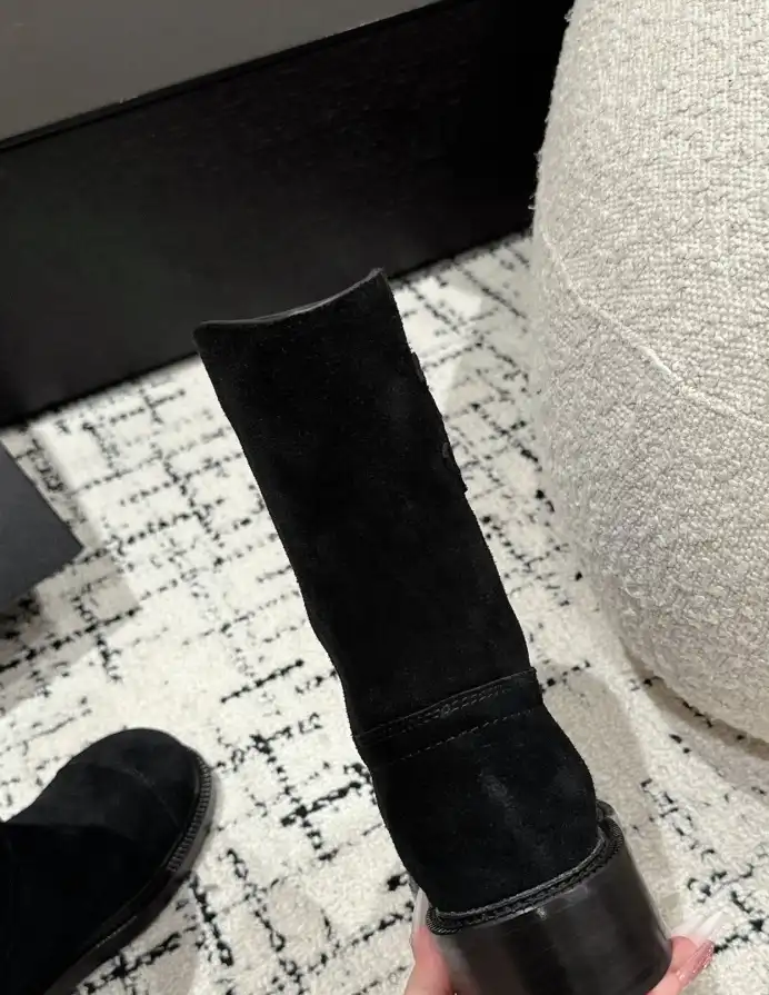 hype Chanel Boots