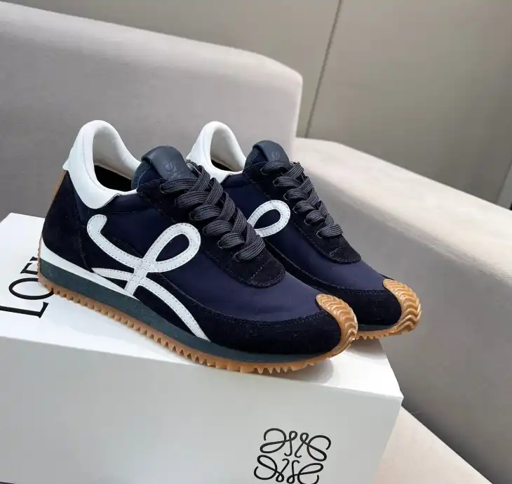 hype Loewe Sneakers