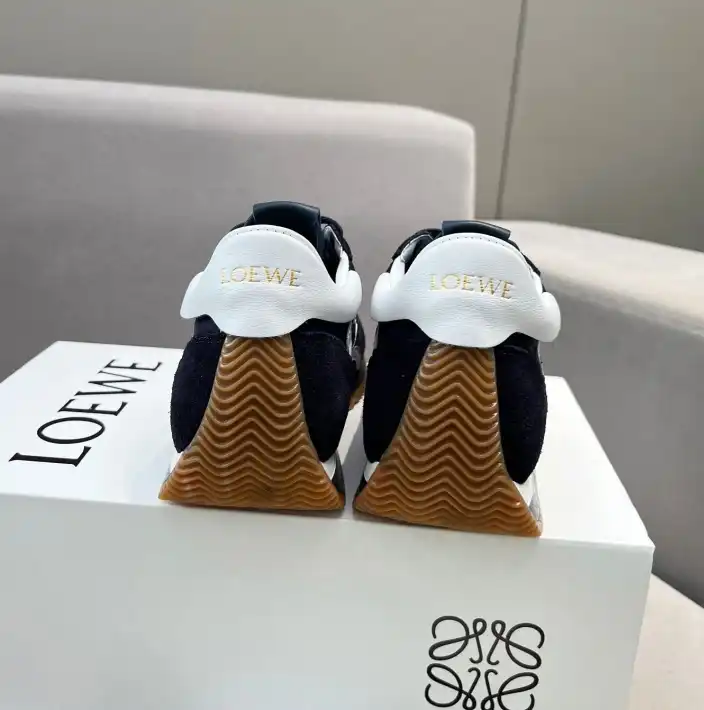 hype Loewe Sneakers