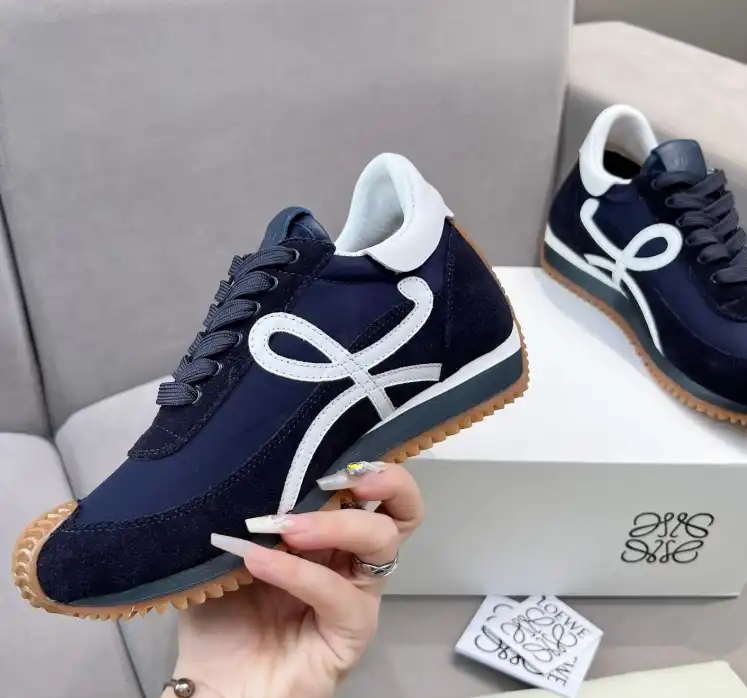 hype Loewe Sneakers