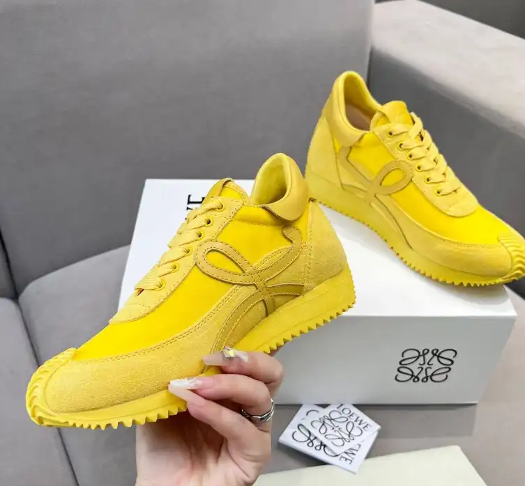 hype Loewe Sneakers