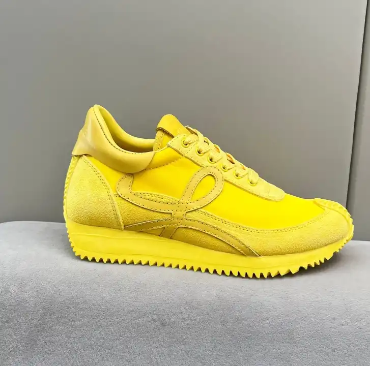 hype Loewe Sneakers