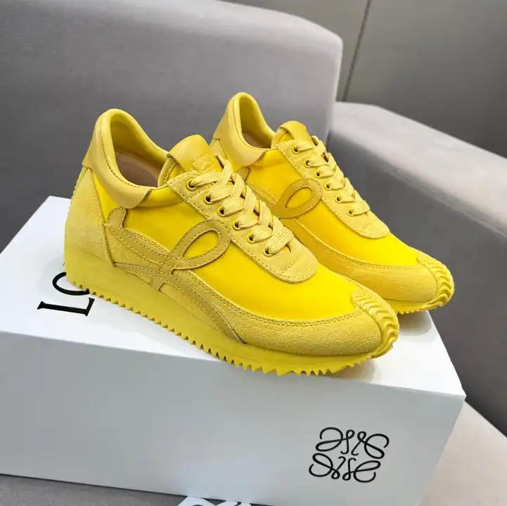 hype Loewe Sneakers