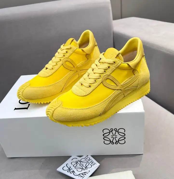 hype Loewe Sneakers