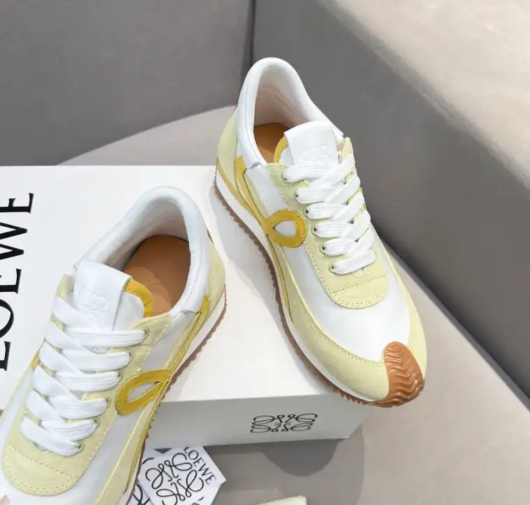 hype Loewe Sneakers