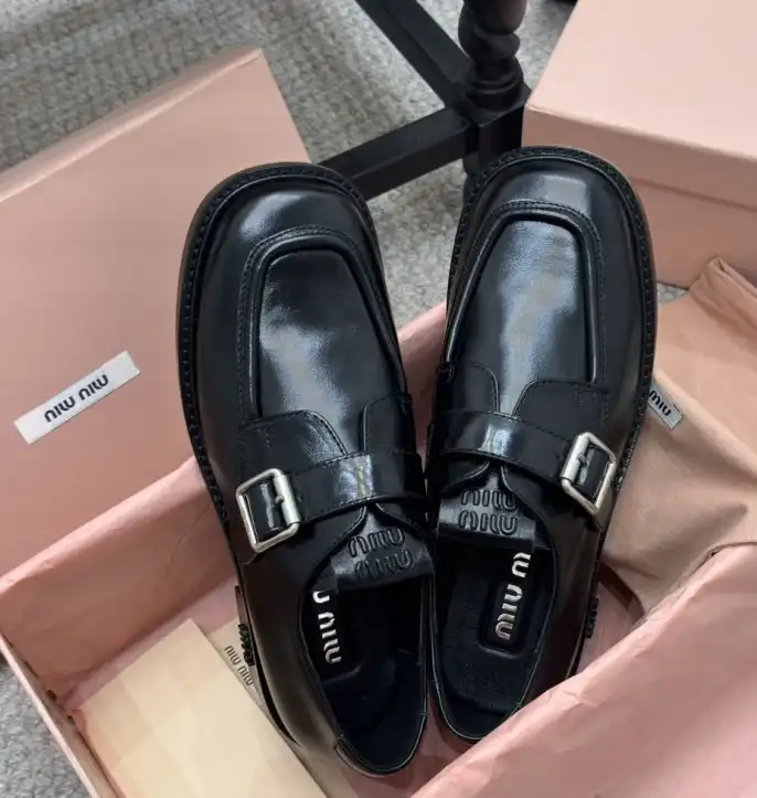 hype Miu Miu Leather Shoes