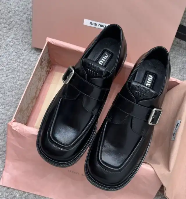 hype Miu Miu Leather Shoes