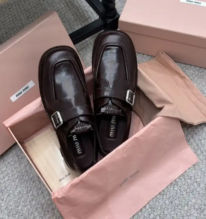 hype Miu Miu Leather Shoes