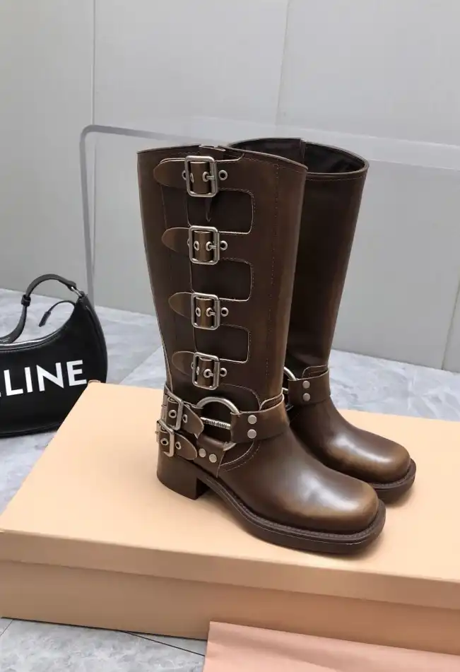 hype Miu Miu Boots