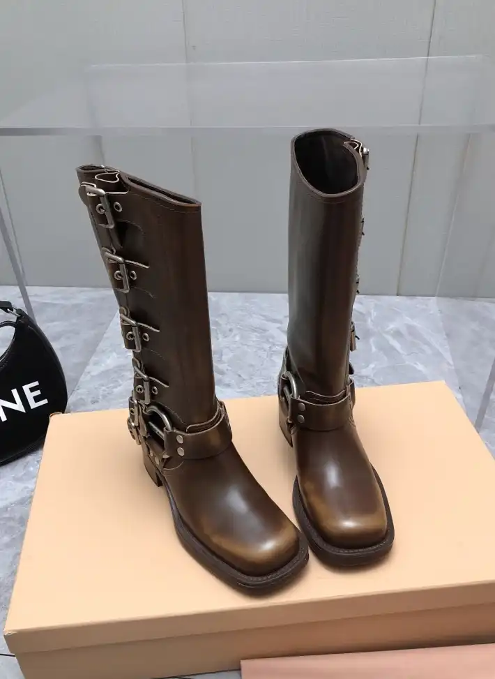 hype Miu Miu Boots