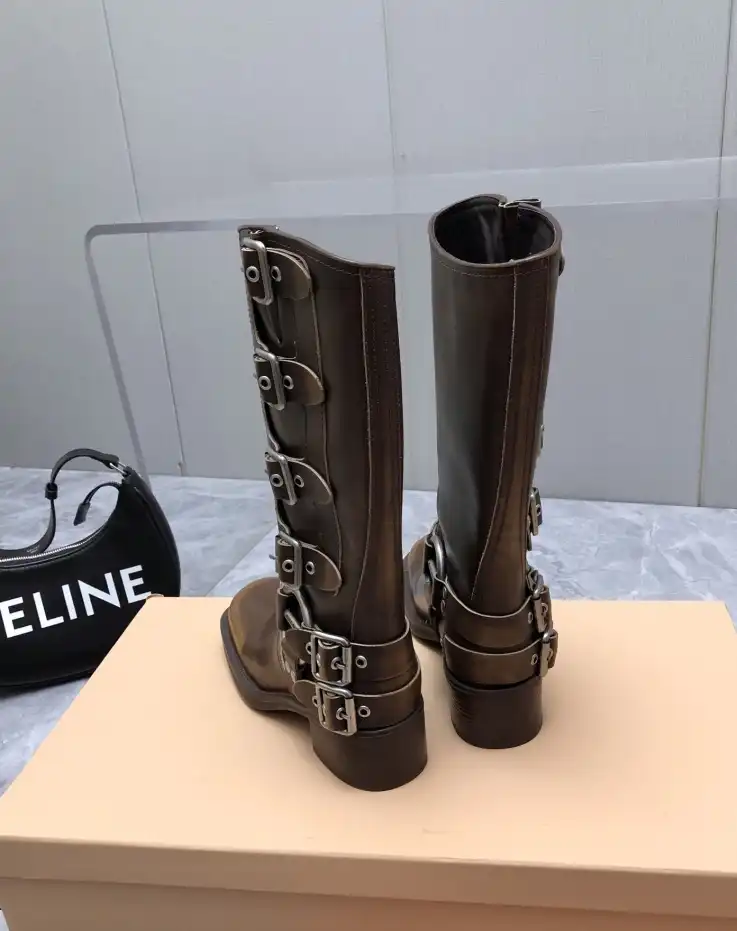 hype Miu Miu Boots