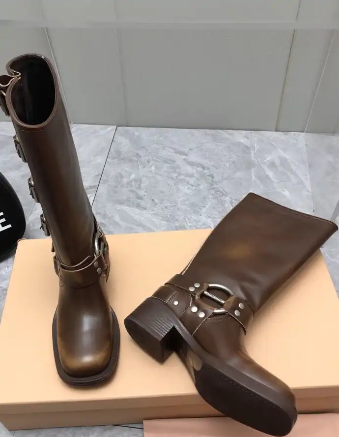 hype Miu Miu Boots