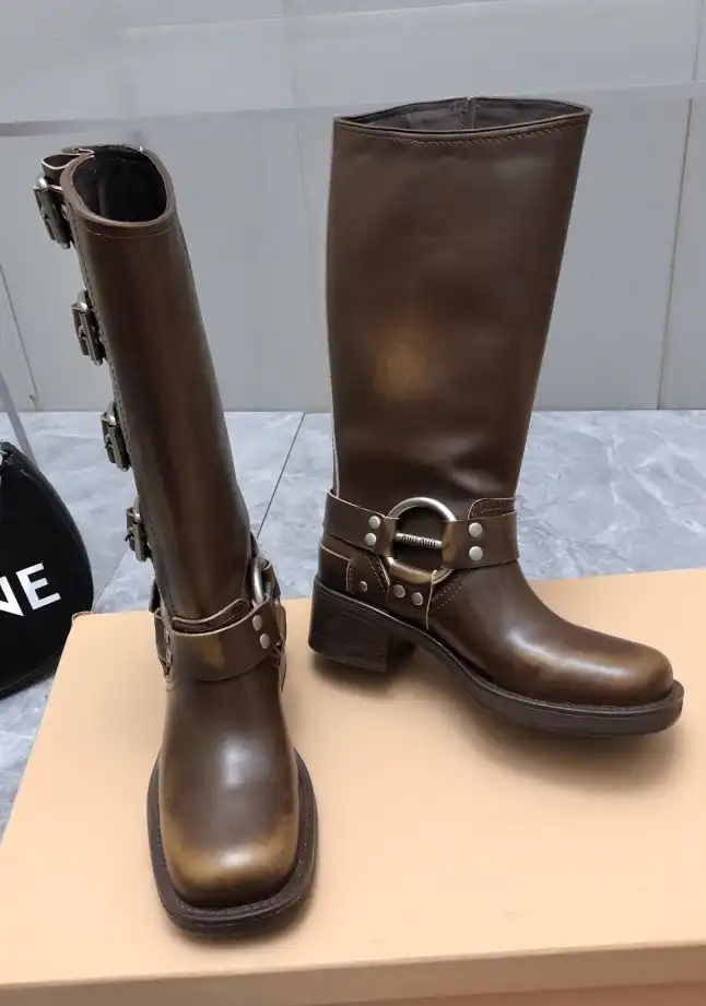 hype Miu Miu Boots