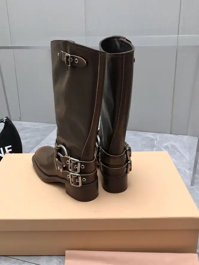 hype Miu Miu Boots