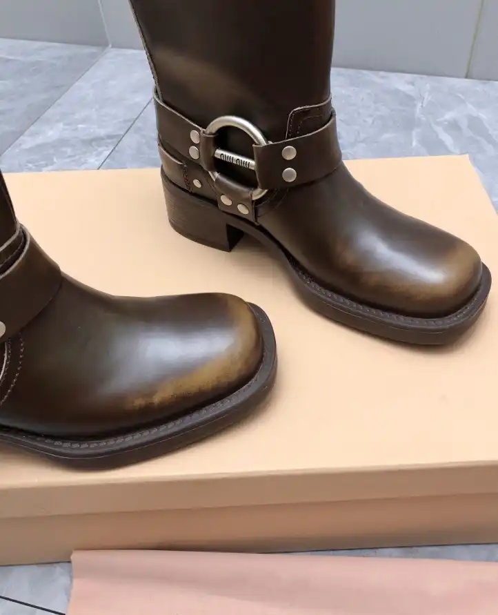 hype Miu Miu Boots