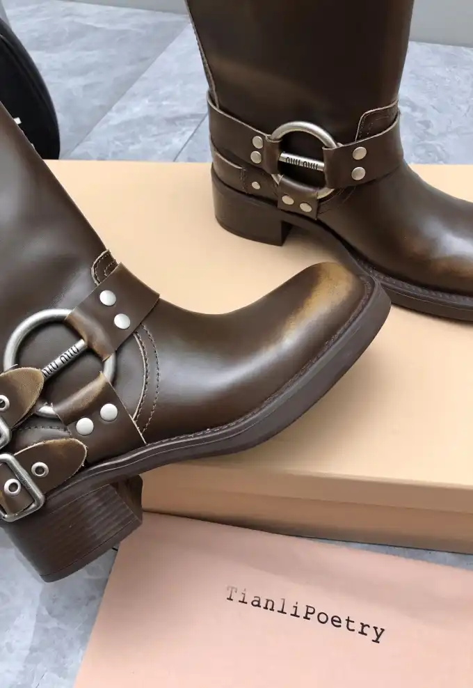 hype Miu Miu Boots