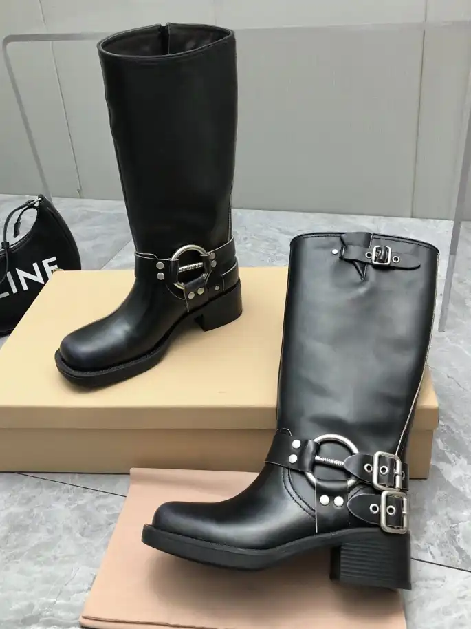 hype Miu Miu Boots