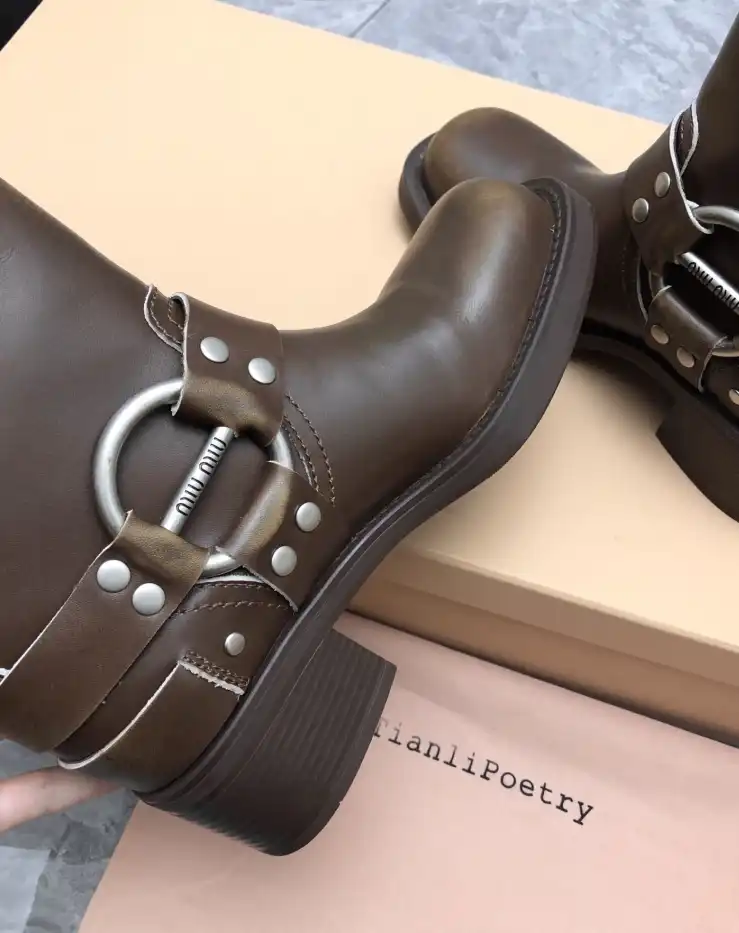 hype Miu Miu Boots