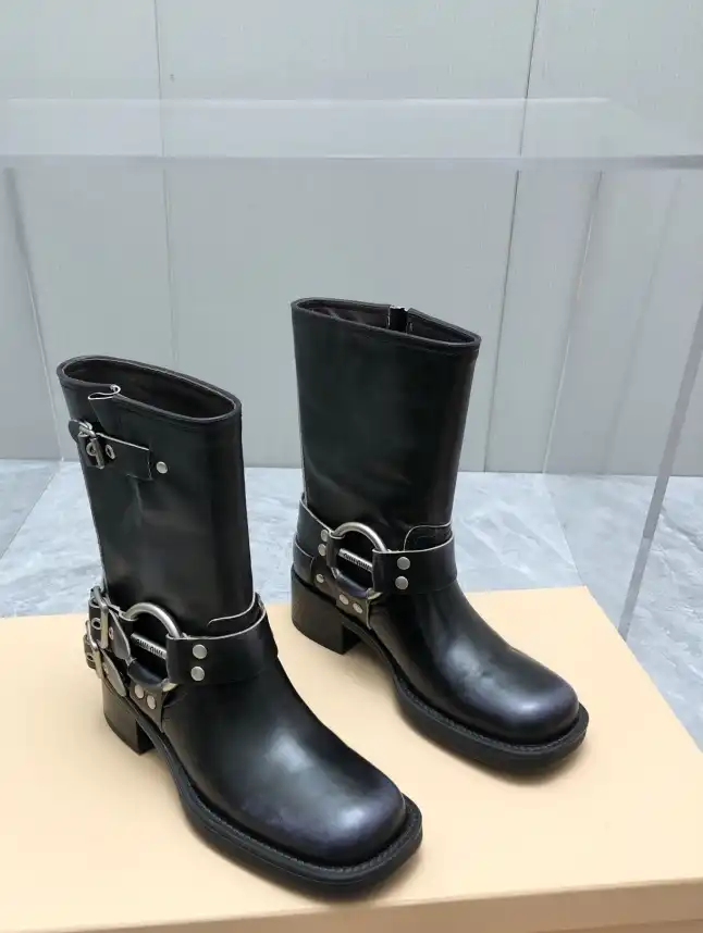 hype Miu Miu Boots